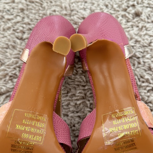 Multicolored, mauve gold peach snake print, pointed toe, lower heel pumps - Picture 11 of 14